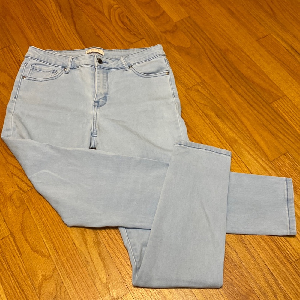 Forever 21 Light Blue Skinny Jeans Size 28 Women’s